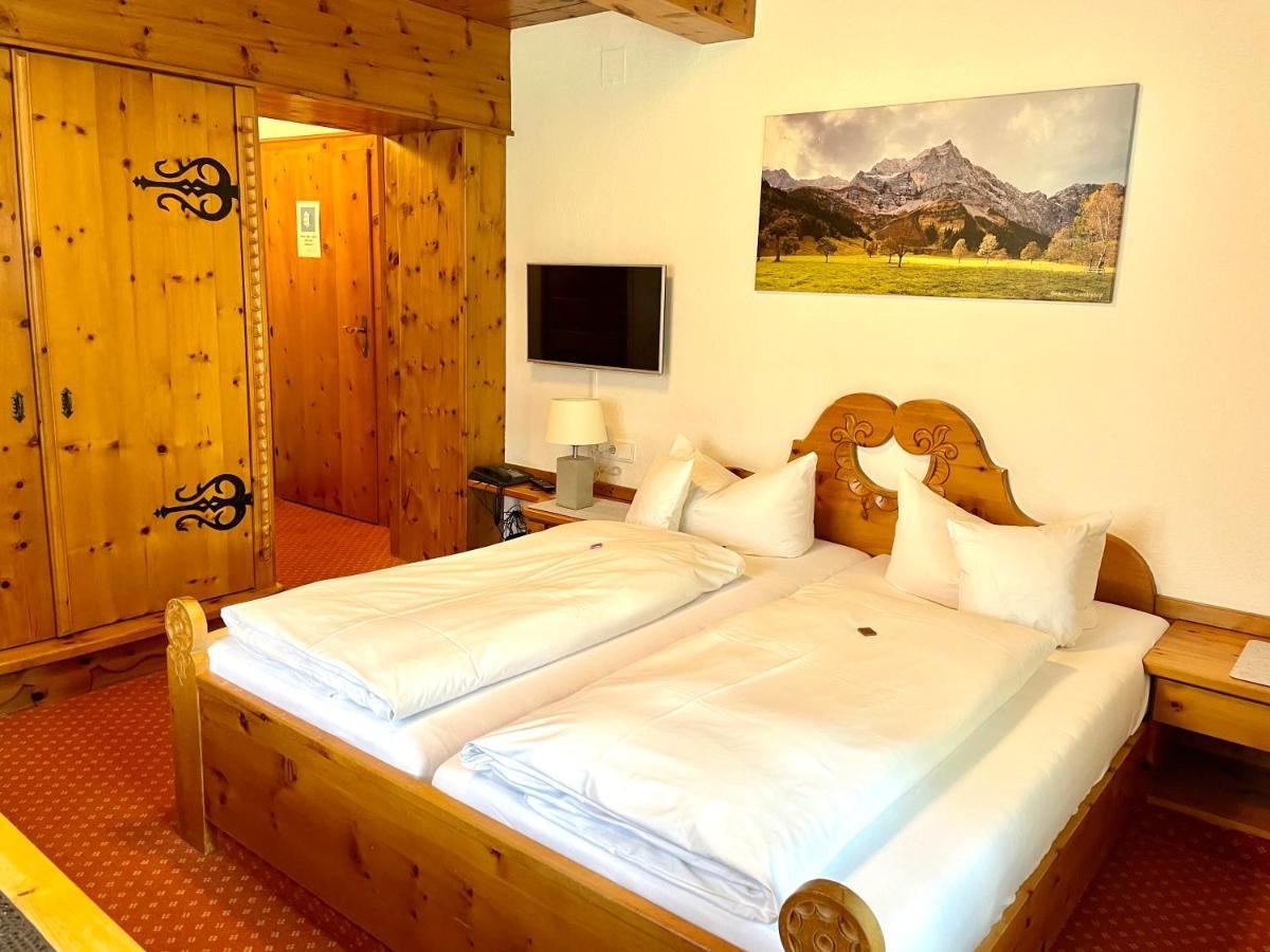 Gaestehaus Sonnenheim Mittenwald Luaran gambar
