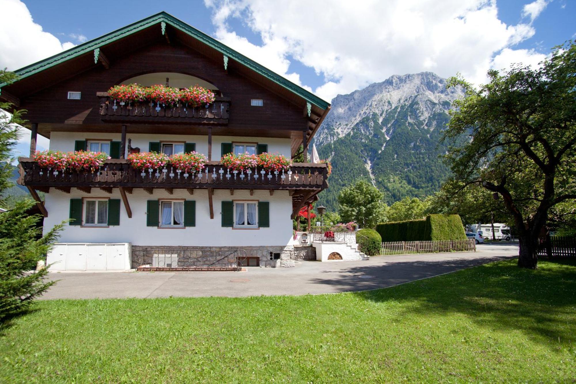 Gaestehaus Sonnenheim Mittenwald Luaran gambar